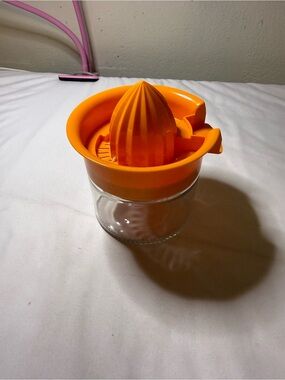 Orange Manual Citrus Juicer with Glass Container - Home Party Supplies